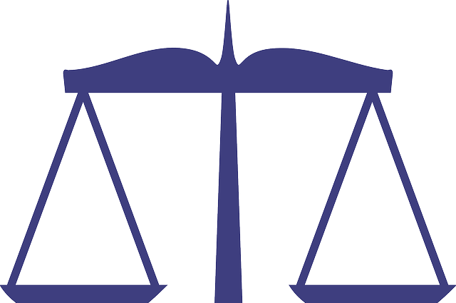 balanza para hablar sentencias y derechos padres y madres dudas laborales